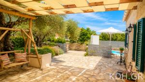 front-yard-garden