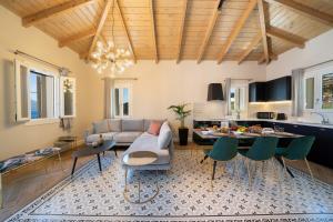 Luxury Seafront Villa Liberty With Private Pool Fiskardo — 15