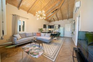 Luxury Seafront Villa Liberty With Private Pool Fiskardo — 7