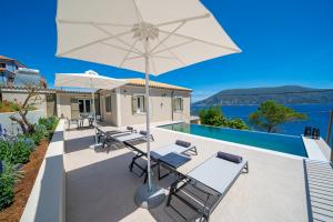 Luxury Seafront Villa Liberty With Private Pool Fiskardo — 18