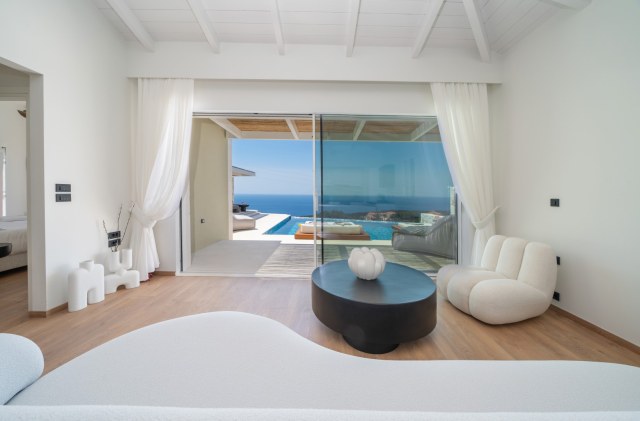 CASTA DIVA Luxury Villa — 10