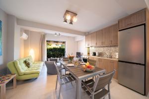 Luxury Studio in Karavomilos