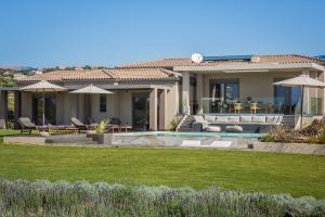 Avgi Luxury Villa - Private pool Svoronata — 40