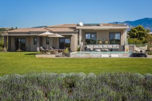 Avgi Luxury Villa - Private pool Svoronata — 50