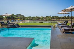 Avgi Luxury Villa - Private pool Svoronata — 42