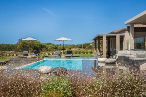 Avgi Luxury Villa - Private pool Svoronata — 64