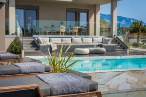 Avgi Luxury Villa - Private pool Svoronata — 57