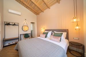 Luxury Seafront Villa Liberty With Private Pool Fiskardo — 27