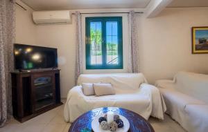 Penelope`s House close to Lixouri — 9