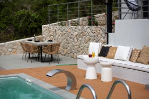 Phos & Physis Luxury Villa — 19