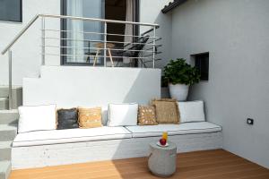 Phos & Physis Luxury Villa — 15