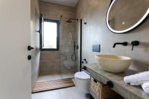 Phos & Physis Luxury Villa — 37