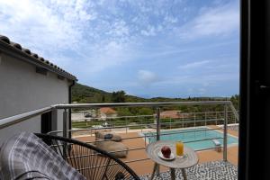 Phos & Physis Luxury Villa — 42